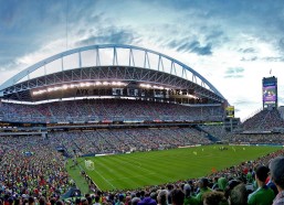 AYX·爱游戏-电讯报，枪手锁定约克雷斯，性价比超塞斯科，球员加盟意愿强烈成关键