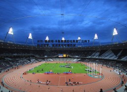 AYX·爱游戏-卡鲁索酒后吐真言，三杯下肚谈冠军，反讽言论引爆热议