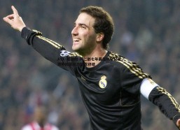 AYX·爱游戏-拜仁创七年最佳防守纪录，德甲冠军悬念几近终结