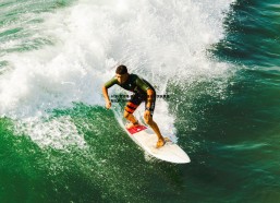 AYX·爱游戏-蒋叶非，最难忘首次执裁国际比赛 历经挫折才能收获成长