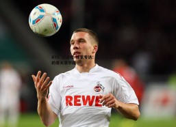 AYX·爱游戏-独家专访：旅法剑客费若秋的哥大求学路